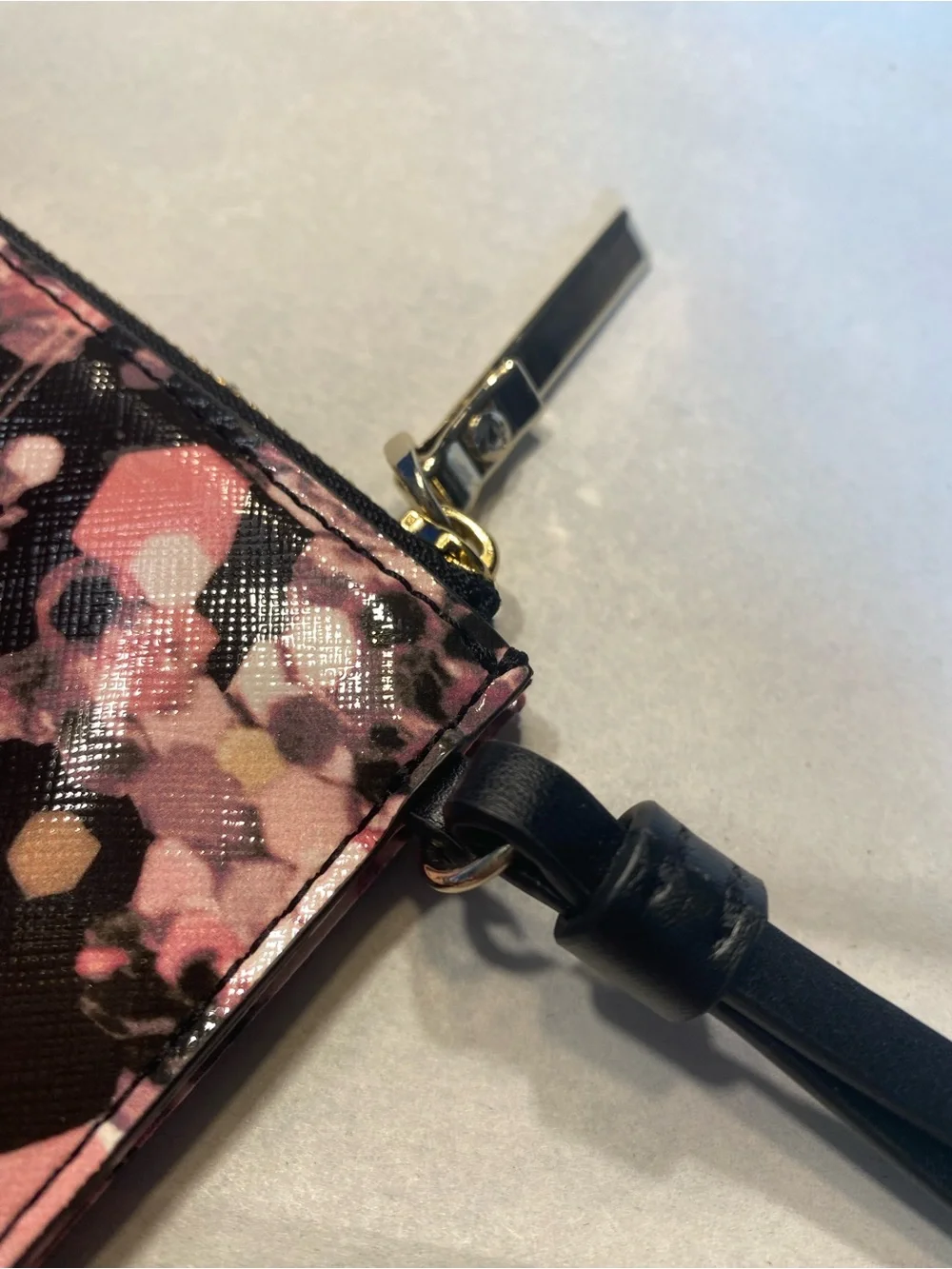 Kate Spade Grant Lane Slim Bee Wristlet Wallet Pink Confetti Glitter Card Holder